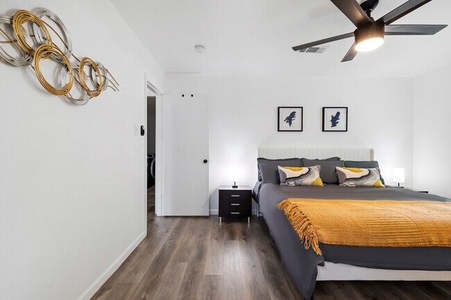 5002 Galen Ct, Unit SI ID1492671P in Austin, TX - Foto de edificio - Building Photo