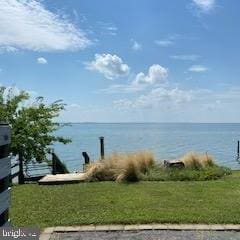 18831 McKays Beach Rd in Leonardtown, MD - Building Photo - Building Photo