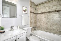 6000 Amberwood Rd photo'