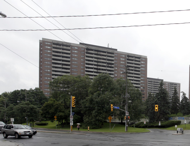 Lambton Square in Toronto, ON - Building Photo - Primary Photo