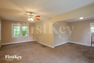 4459 N Chestnut Ave in Kansas City, MO - Building Photo - Building Photo