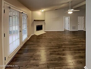 4400 Apple Tree Pl in Jacksonville, FL - Building Photo - Building Photo