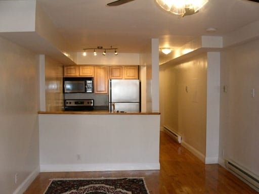342 4th St in Jersey City, NJ - Building Photo - Building Photo