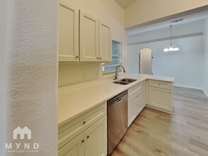 2617 Hawthorne Ln in Kissimmee, FL - Building Photo - Building Photo