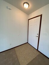 8511 Tucker Ct in Pasco, WA - Building Photo - Building Photo