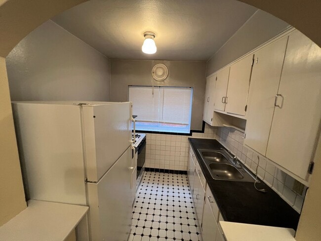 5834 Nottingham Ave in St. Louis, MO - Building Photo - Building Photo