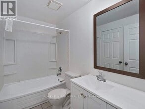 414 Stone Rd W in Guelph, ON - Building Photo - Building Photo