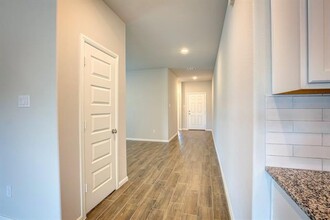 3613 Bluestem Blvd in Lantana, TX - Building Photo - Building Photo