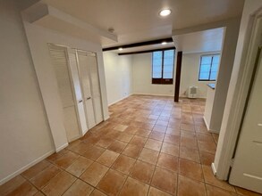 1855 N Kingsley Dr in Los Angeles, CA - Building Photo - Building Photo