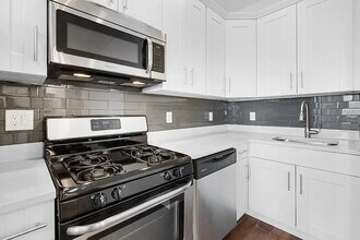792 Hart St in Brooklyn, NY - Building Photo - Building Photo