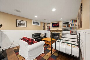 8212-8298 98 Ave NW in Edmonton, AB - Building Photo