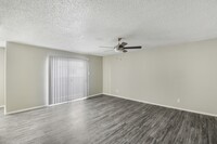 Skyview Apartments photo'