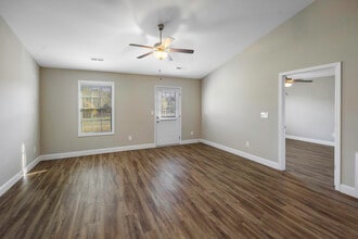 5361 Dover Springs Way, Unit 5361 Dover Springs Way in Knoxville, TN - Foto de edificio - Building Photo