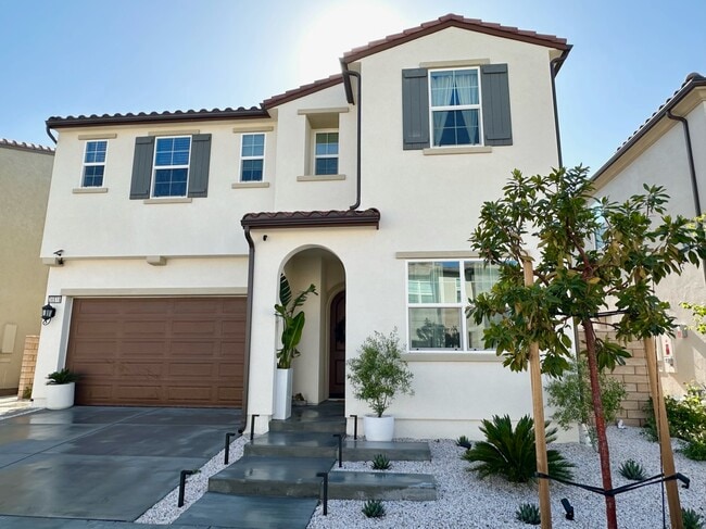 28519 Moyer Ln