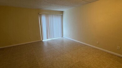 424 N Grandview Ave in Daytona Beach, FL - Building Photo - Building Photo