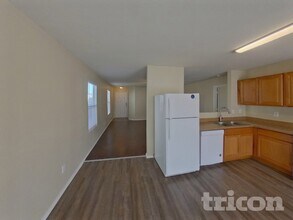 1712 Vineridge Ln in Burleson, TX - Building Photo - Building Photo