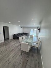 7101 Sunnybrae Ave in Winnetka, CA - Building Photo - Building Photo