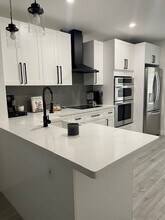 11672 SW 19th St in Miramar, FL - Building Photo - Building Photo