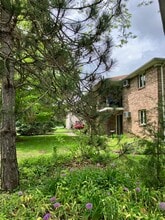 2169 Violet Cir in Niagara Falls, NY - Building Photo - Building Photo