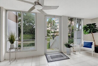7370 Orangewood Ln in Boca Raton, FL - Building Photo - Building Photo