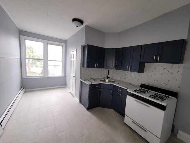 1700 John F. Kennedy Blvd in Jersey City, NJ - Building Photo - Building Photo