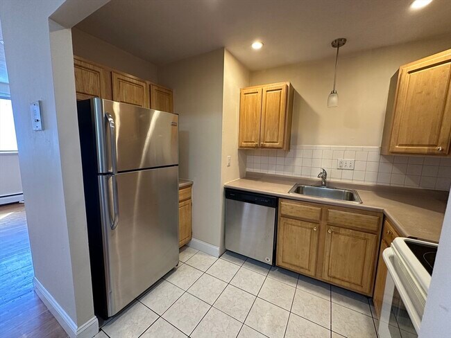 property at 70 Lafayette Ave
