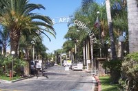 Palm Gate Apartments in South Gate, CA - Building Photo - Building Photo