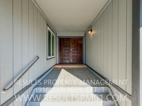 5825 Dew Ct in Rocklin, CA - Building Photo - Building Photo