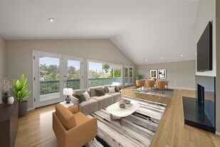960 Hayne Rd in Hillsborough, CA - Building Photo