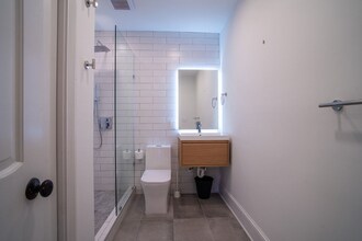 789 Lake Ave NE in Atlanta, GA - Building Photo - Building Photo