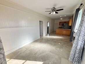 3429 Wela St-Unit -A in Honolulu, HI - Foto de edificio - Building Photo