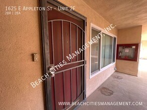 1625 E Appleton St in Long Beach, CA - Building Photo - Building Photo