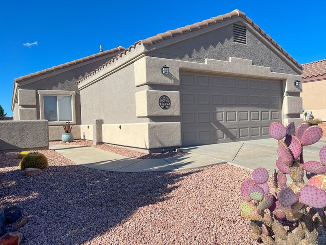 property at 4932 E Meadow Vista Dr