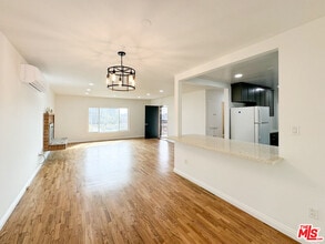 2003 Barnett Rd in Los Angeles, CA - Building Photo - Building Photo