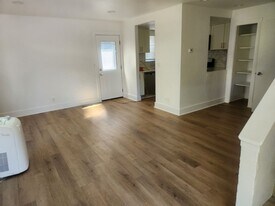 10 3rd St in Windsor, CA - Building Photo