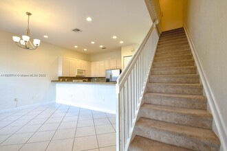 14725 SW 5th St in Pembroke Pines, FL - Building Photo - Building Photo