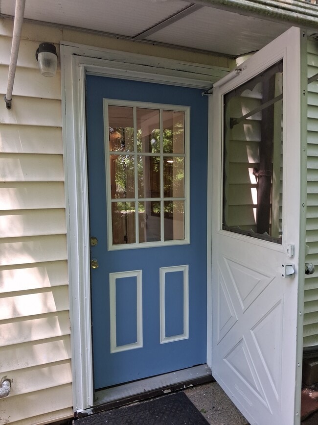 100 Forshay Rd, Unit Cottage 2