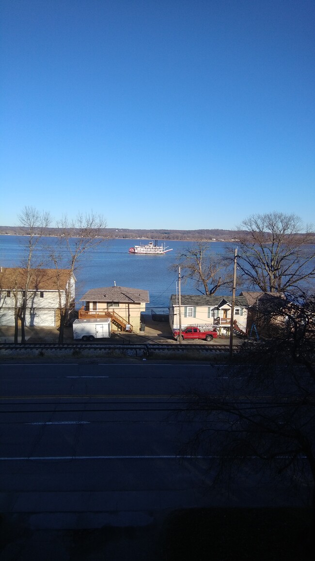 The Hillsides in Peoria Heights, IL - Foto de edificio - Building Photo