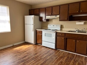 17-19 Lynn Dr in Lawrenceburg, KY - Building Photo - Building Photo