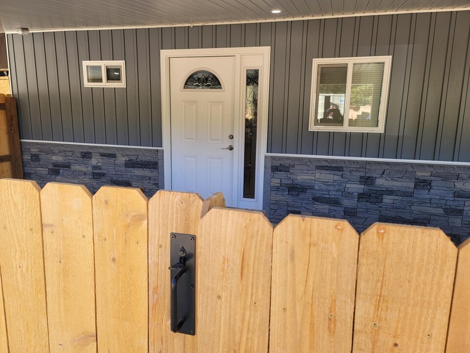 168 E 70 S, Unit A in Cedar City, UT - Building Photo