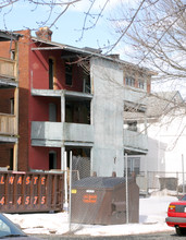 156 Bartholomew Ave in Hartford, CT - Foto de edificio - Building Photo