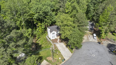 4433 Coopers Creek Dr SE, Unit A in Smyrna, GA - Foto de edificio - Building Photo