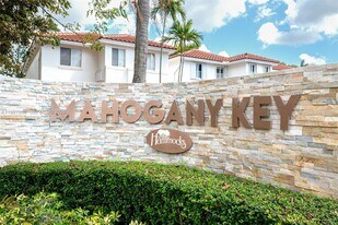 10441 Mahogany Key Cir in Miami, FL - Building Photo