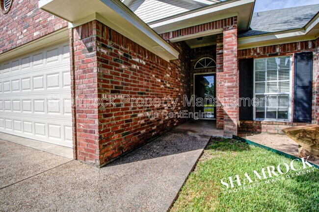 3005 Comanche Trail in Waco, TX - Building Photo - Building Photo