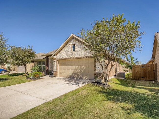 8241 Arezzo Dr in Round Rock, TX - Building Photo - Building Photo