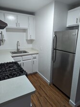 7014 Lanewood Ave in Los Angeles, CA - Building Photo - Building Photo