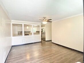 37 Pennwood Dr in Hampton, VA - Building Photo - Building Photo