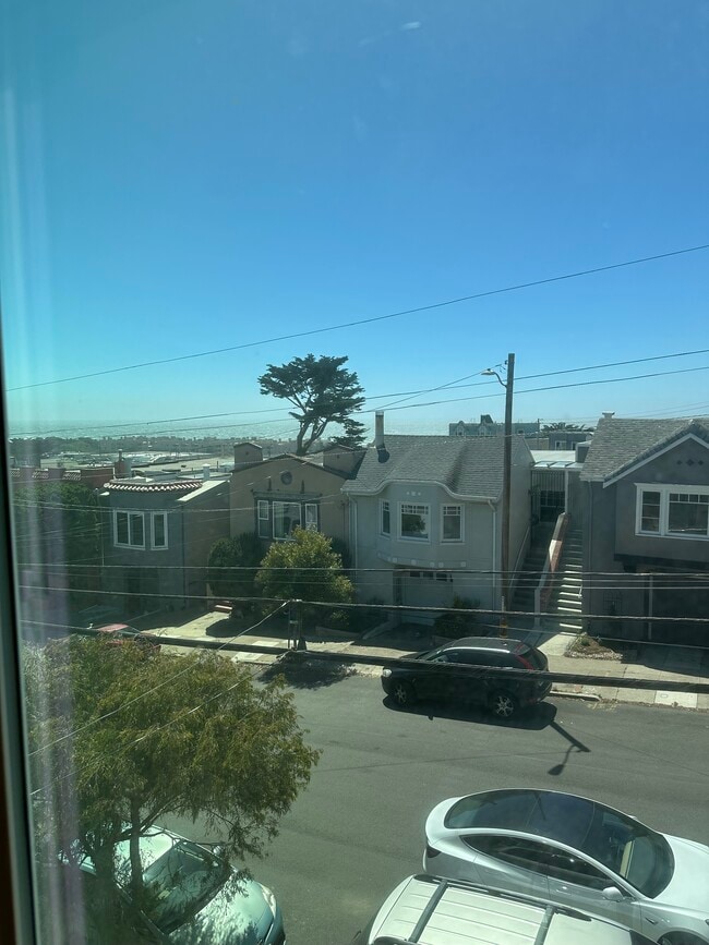 712 46th Ave, Unit top