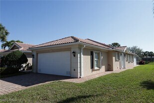 28983 Vermillion Ln in Bonita Springs, FL - Building Photo