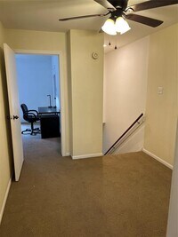 7447 Cambridge St photo'